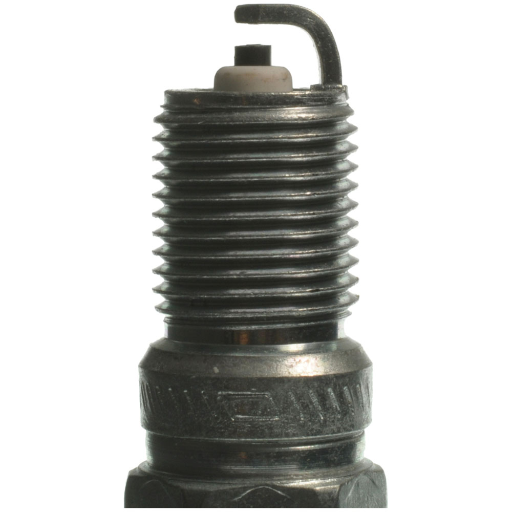 Champion Spark Plug 7013; Double Platinum 14mm 0.689 in. Tapered Standard Resistor 